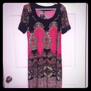 Short sleeve pink knee length dress